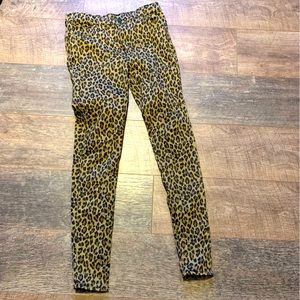 Levi’s Leopard print pants!